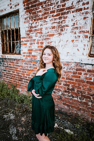 Senior-Garrett-407
