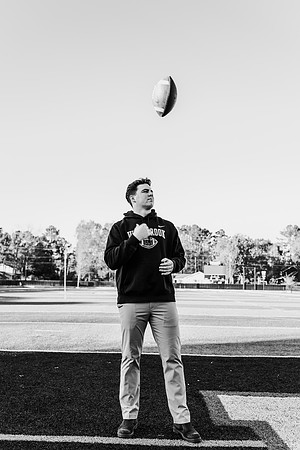 Senior-Luke Armstrong-593-2