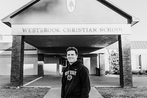 Senior-Luke Armstrong-445-2