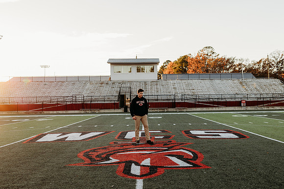Senior-Luke Armstrong-647