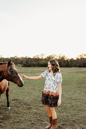 Senior-Riley-415