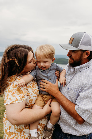 Harris Family 2026-810