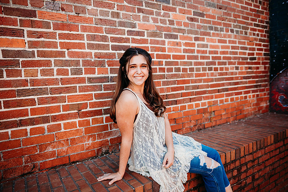 Senior-Edie-75