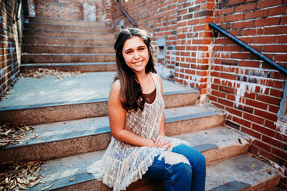 Senior-Edie-10