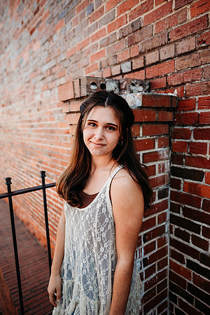 Senior-Edie-29-2