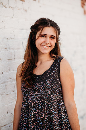 Senior-Edie-147-2