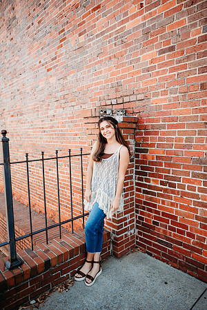 Senior-Edie-25-2