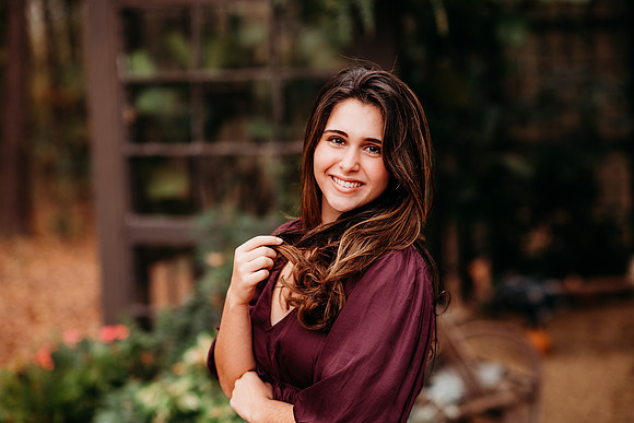Senior-Edie-220