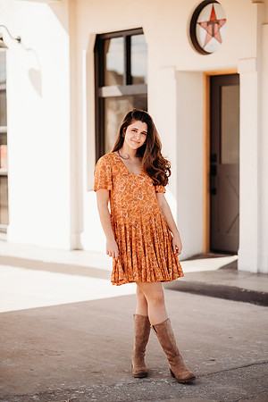 Senior-Edie-321