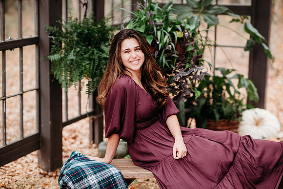 Senior-Edie-173