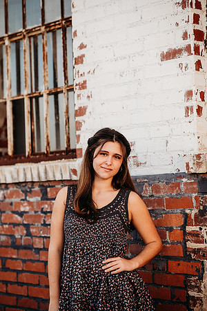 Senior-Edie-201
