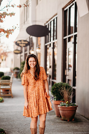Senior-Edie-268