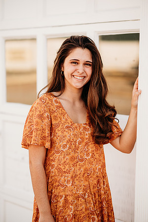 Senior-Edie-390