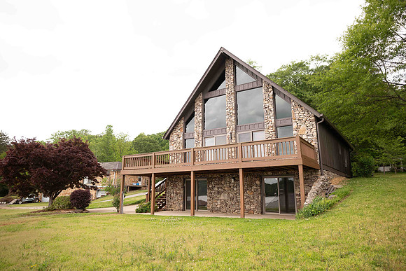 418 Riverton Dr-18