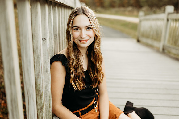 Senior-Bella-45