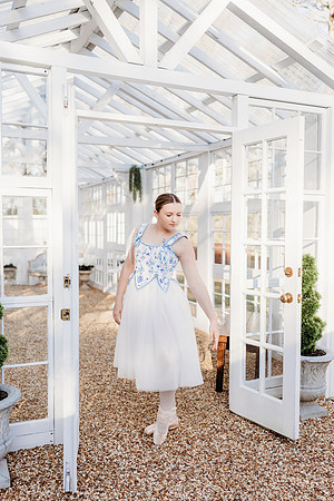 Tessa Valley Glass House_-202