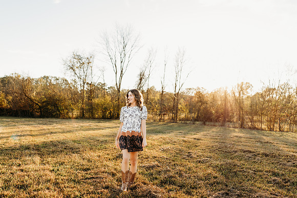 Senior-Riley-121