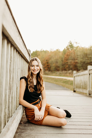 Senior-Bella-25