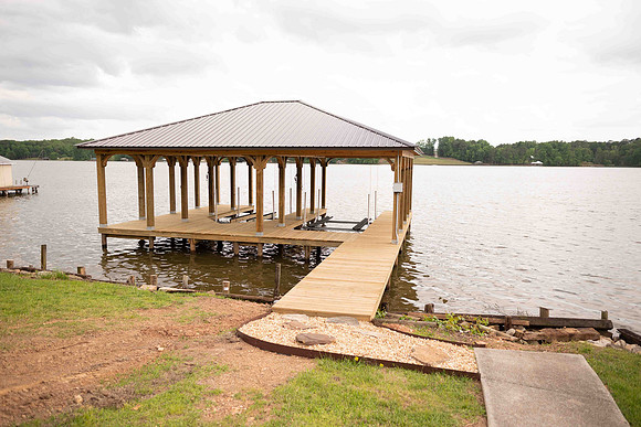 418 Riverton Dr-23