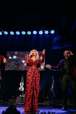 Brown Christmas Show 2024-521