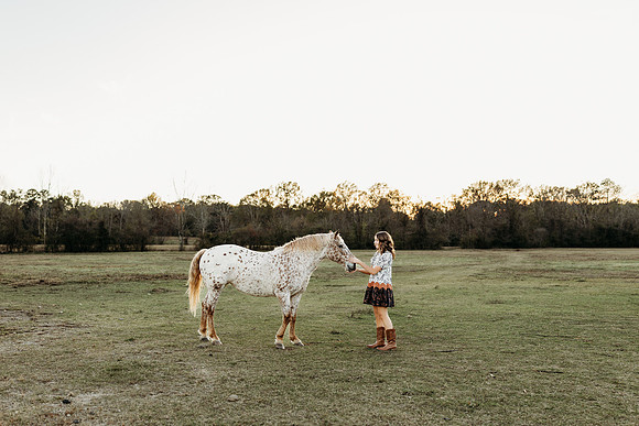 Senior-Riley-469