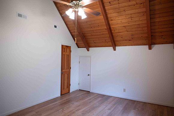 418 Riverton Dr-113