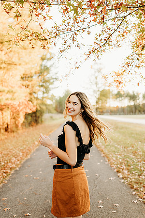 Senior-Bella-374