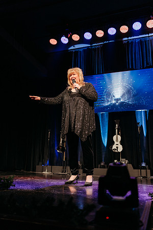 Brown Christmas Show 2024-329