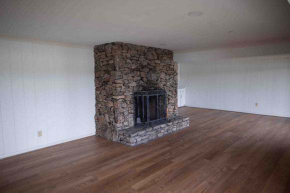 418 Riverton Dr-84