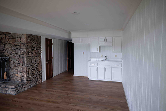 418 Riverton Dr-86