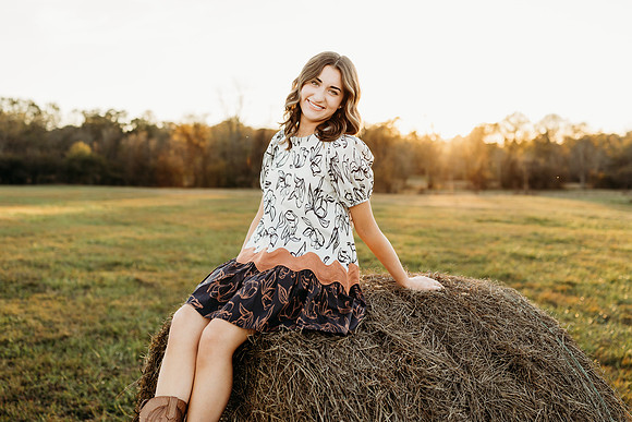 Senior-Riley-358
