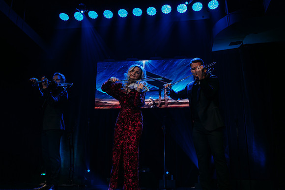 Brown Christmas Show 2024-398
