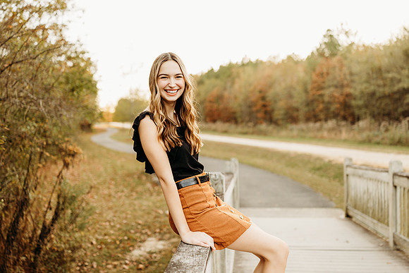 Senior-Bella-74