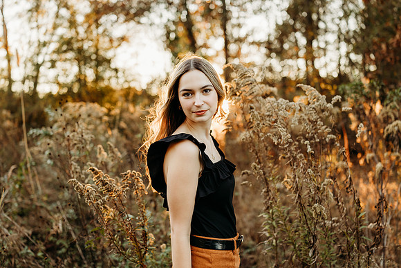 Senior-Bella-196