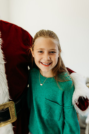 Santa Glass House 2024-Batting-114