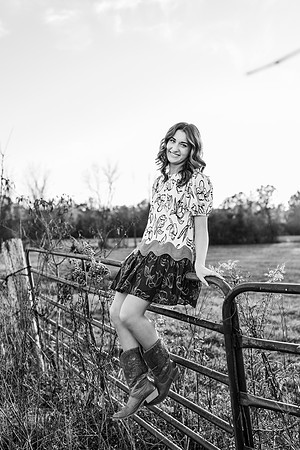Senior-Riley-251-2