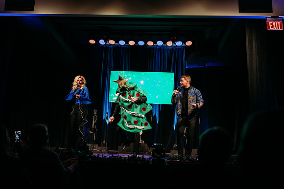 Brown Christmas Show 2024-76