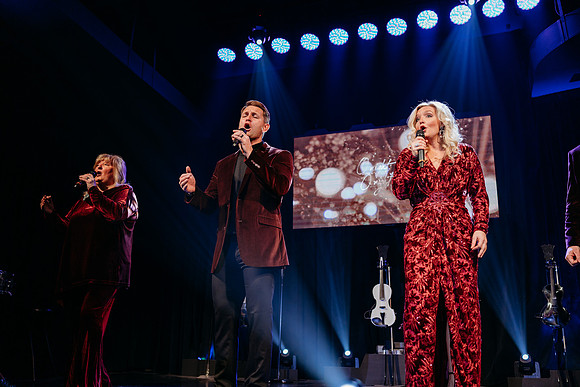 Brown Christmas Show 2024-495