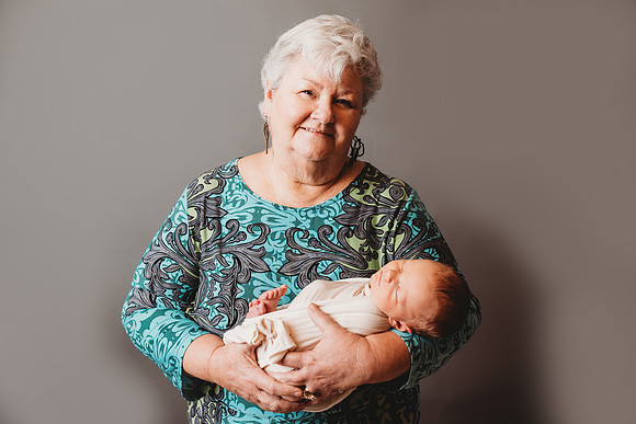 Newborn-Gilchrist-12-Edit