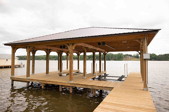 418 Riverton Dr-26