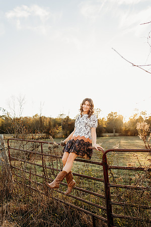 Senior-Riley-254