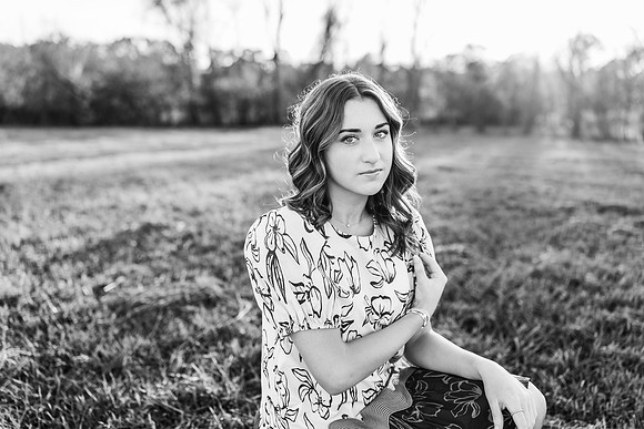 Senior-Riley-180-2