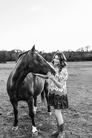 Senior-Riley-421-2