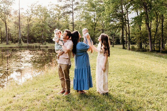 Elliott Family 2025-1521