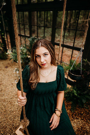Senior-Carli-15