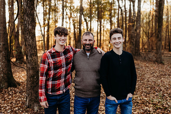 Glass House Family-Thompson-397