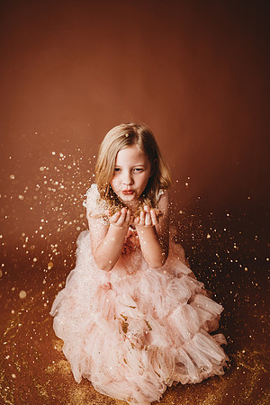 Glitter-Dempsey-341