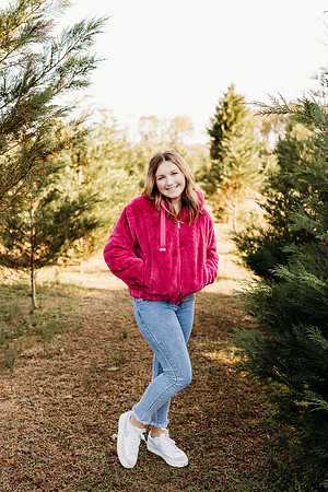 Tree Farm 2024-Tessa and Bonnie-377