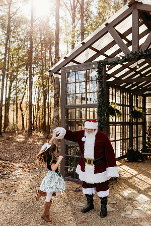 Santa Glass House 2024-Hollar-268