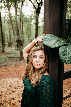 Senior-Carli-90